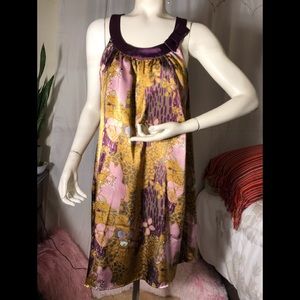 BCBG MAXAZRIA SIZE M BEAUTIFUL DRESS 👗